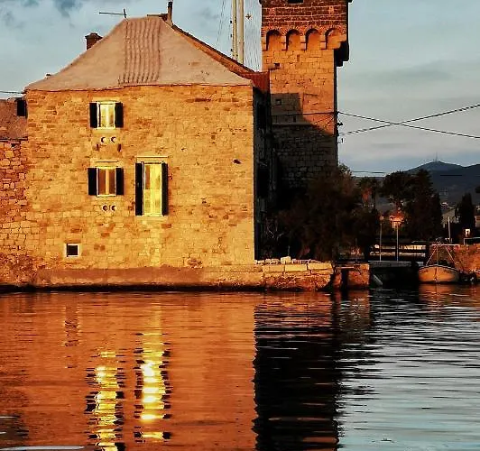 Villa Water Castle House Kaštela