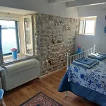 Water Castle House * Kaštela