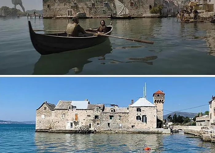 Water Castle House Βίλα